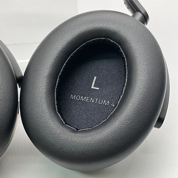 【中古】MOMENTUM 4 Wireless ブラック 【M4AEBT BLACK】【秋葉原】