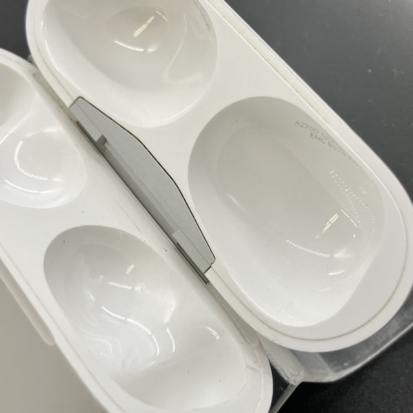 【中古】AirPods Pro (第2世代) MQD83J/A【秋葉原】