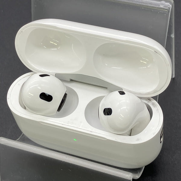 【中古】MagSafe充電ケース(USB-C)付きAirPods Pro(第2世代) MTJV3JA【秋葉原】