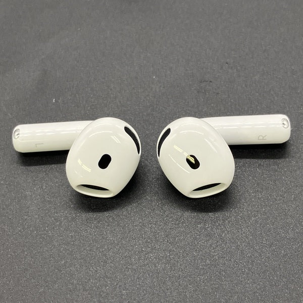 【中古】AirPods 4 MXP93J/A（アクティブノイズキャンセリング搭載）【秋葉原】