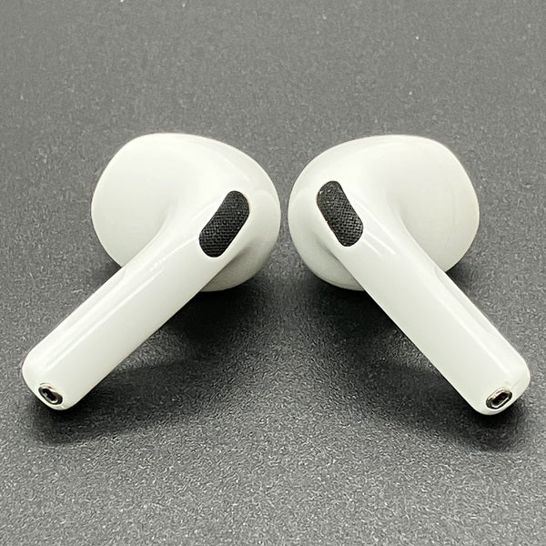 【中古】AirPods 4 MXP93J/A（アクティブノイズキャンセリング搭載）【日本橋】
