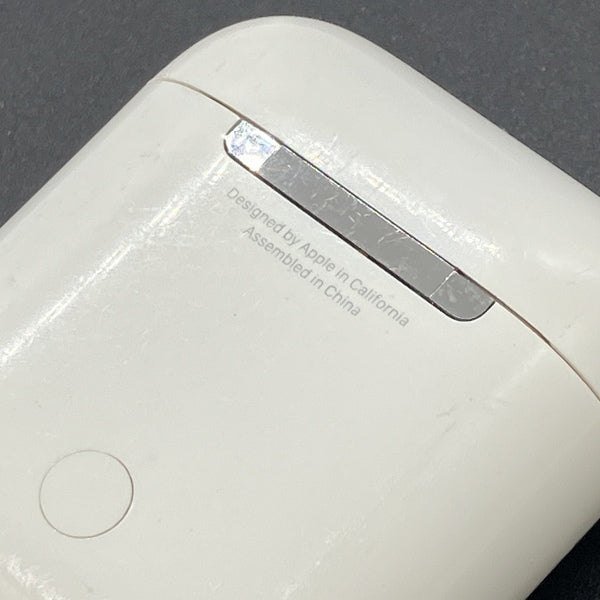Apple 【中古】AirPods with Charging Case MV7N2J/A【名古屋】 – e
