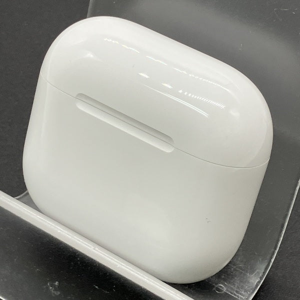 【中古】AirPods 4 MXP93J/A（アクティブノイズキャンセリング搭載）【日本橋】