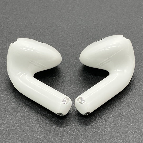 【中古】AirPods 4 MXP93J/A（アクティブノイズキャンセリング搭載）【日本橋】