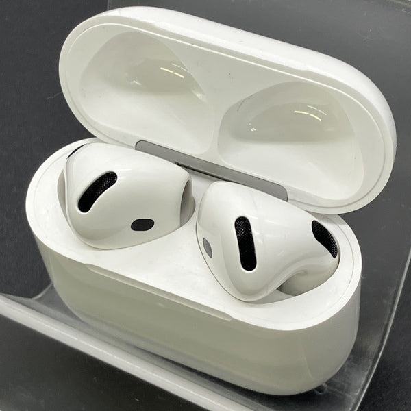 中古 AirPods4 アクティブノイズキャンセリング搭載 MXP93J/A 通販
