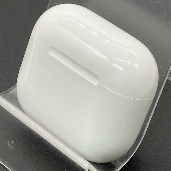 【中古】AirPods 4 MXP93J/A（アクティブノイズキャンセリング搭載）【日本橋】