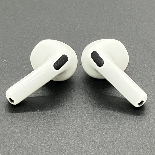 【中古】AirPods 4 MXP93J/A（アクティブノイズキャンセリング搭載）【日本橋】