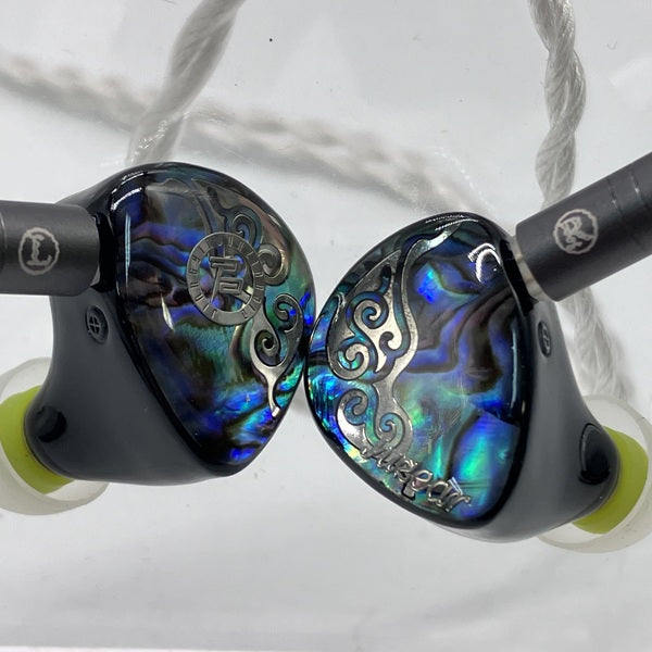【中古】Butterfly 61T【秋葉原】