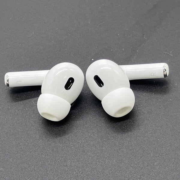 Apple 【中古】MagSafe充電ケース(USB-C)付きAirPods Pro(第2世代