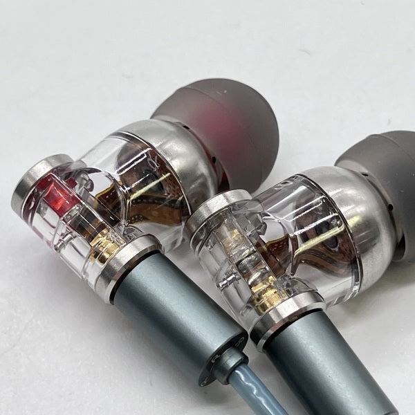 【中古】Janus【日本橋】