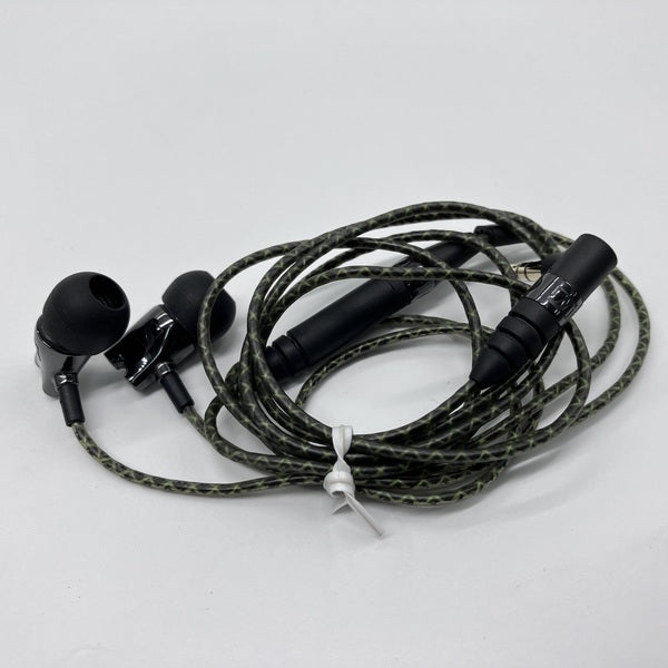 SENNHEISER 【中古】IE 800【秋葉原】 – e☆イヤホン