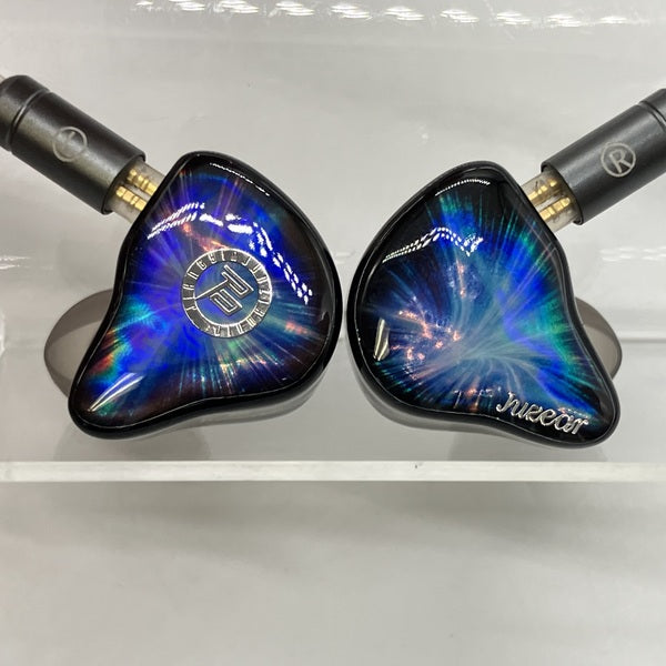 古いイヤホンです。 24金の部分があります 単価分からないんで10000にしてる Juzear 【中古】Nebula【名古屋】 – e☆イヤホン