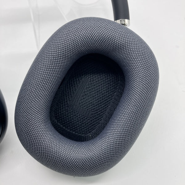 Apple 【中古】AirPods Max(USB-C) MWW43ZA/A ミッドナイト【秋葉原