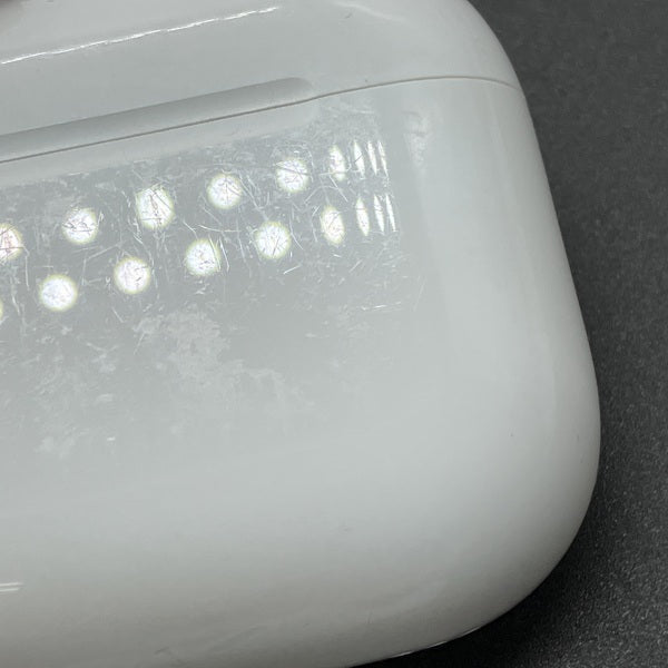 Apple 【中古】AirPods 4 MXP93J/A（アクティブノイズキャンセリング