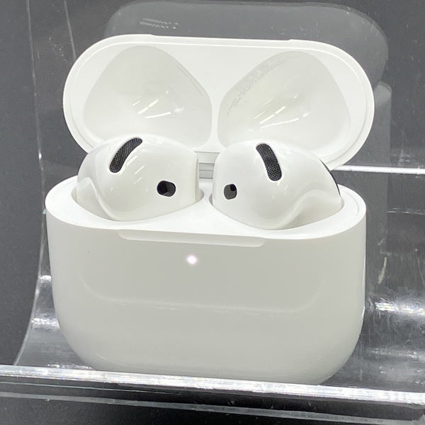 【中古】AirPods 4 MXP93J/A（アクティブノイズキャンセリング搭載）【日本橋】