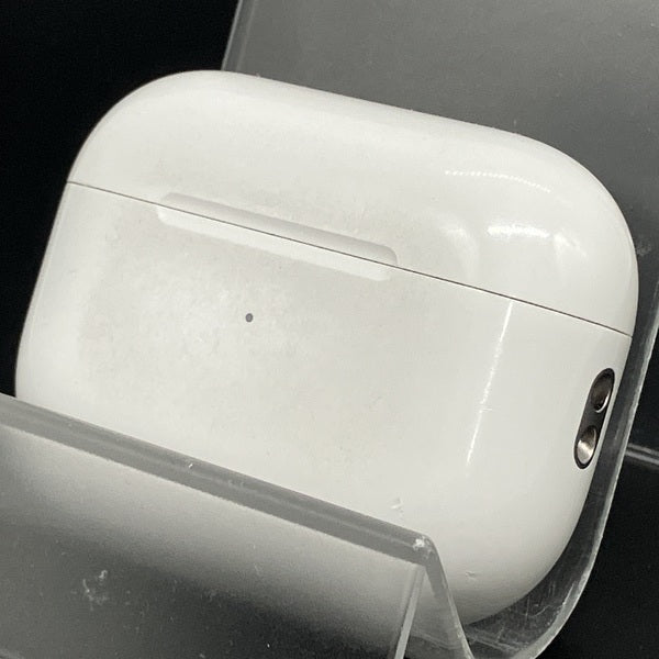 【美中古】AirPods Pro2 MagSafe対応充電ケース　USB-C Apple 【中古】MagSafe充電ケース(USB-C)付きAirPods Pro(第2世代