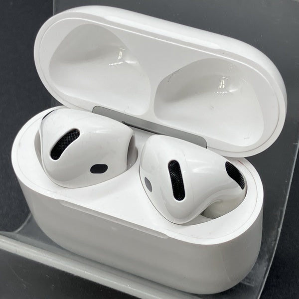 中古 AirPods4 アクティブノイズキャンセリング搭載 MXP93J/A 通販