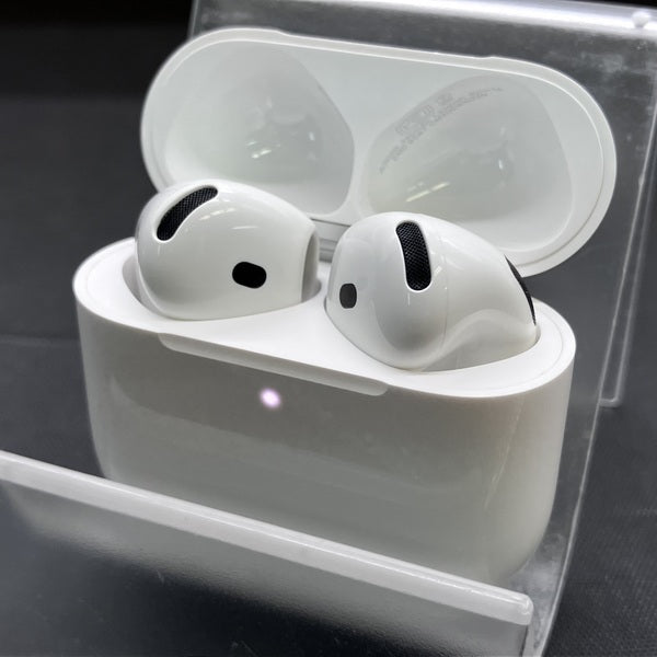 【中古】AirPods 4 MXP93J/A（アクティブノイズキャンセリング搭載）【日本橋】