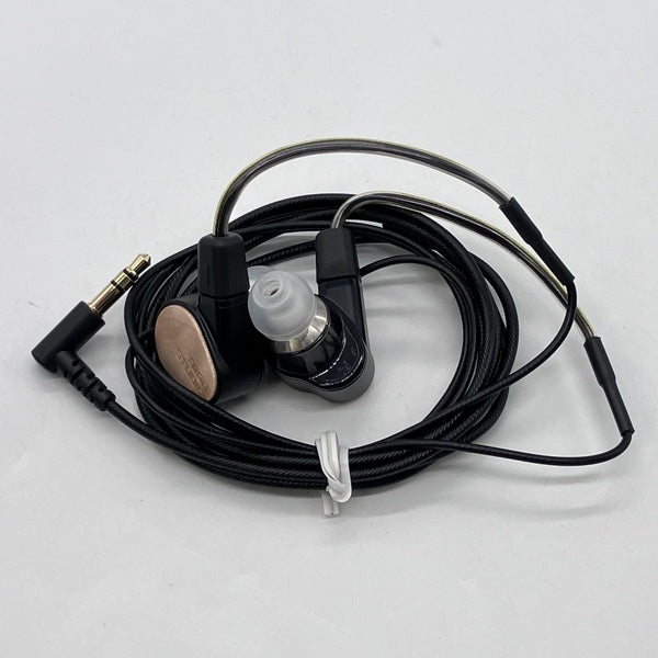 【中古美品】TAGO STUDIO TAKASAKI 有線イヤホン T3-02 TAGO STUDIO TAKASAKI 【中古】T3-02【秋葉原】 – e☆イヤホン