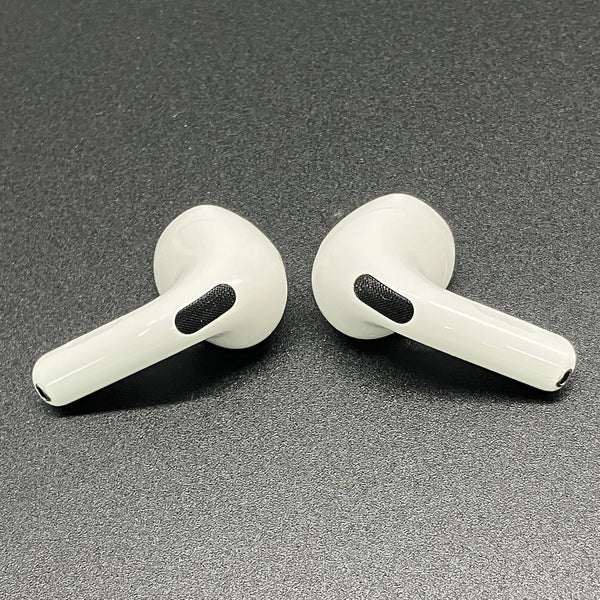 Apple 【中古】AirPods 4 MXP93J/A（アクティブノイズキャンセリング
