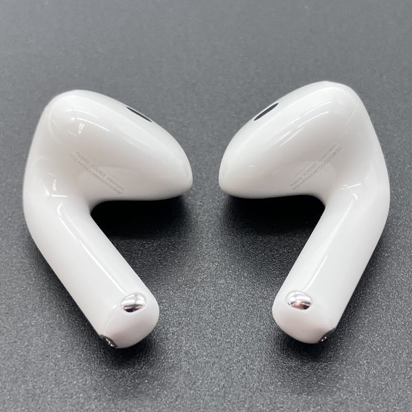 AirPods4 中古品 Apple 【中古】AirPods 4 MXP63J/A【秋葉原】 – e☆イヤホン