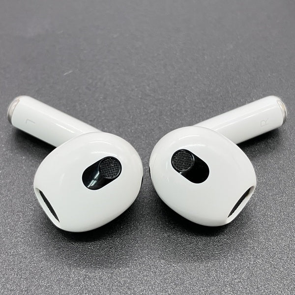Apple 【中古】Airpods MME73J/A 3rd Generation【秋葉原】 – e☆イヤホン