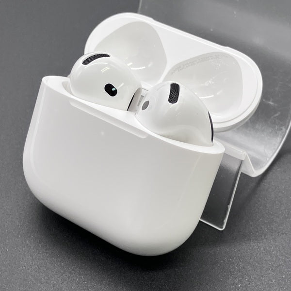 【中古】AirPods 4 MXP63J/A【日本橋】