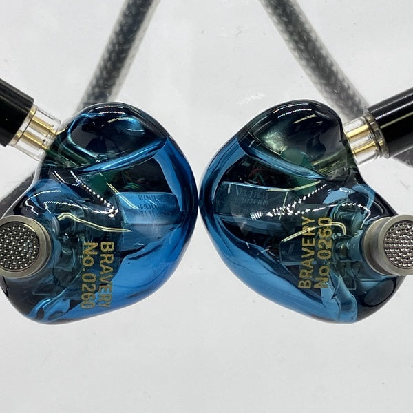 See audio 【中古】Bravery AE EXCLUSIVE EDITION（ブルー）【日本橋
