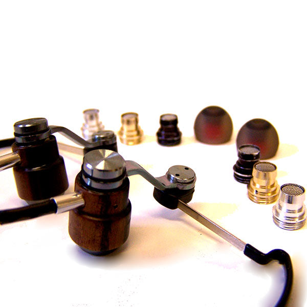 ROCK JAW / KOMMAND(コマンド) ハイブリッド・イヤホン