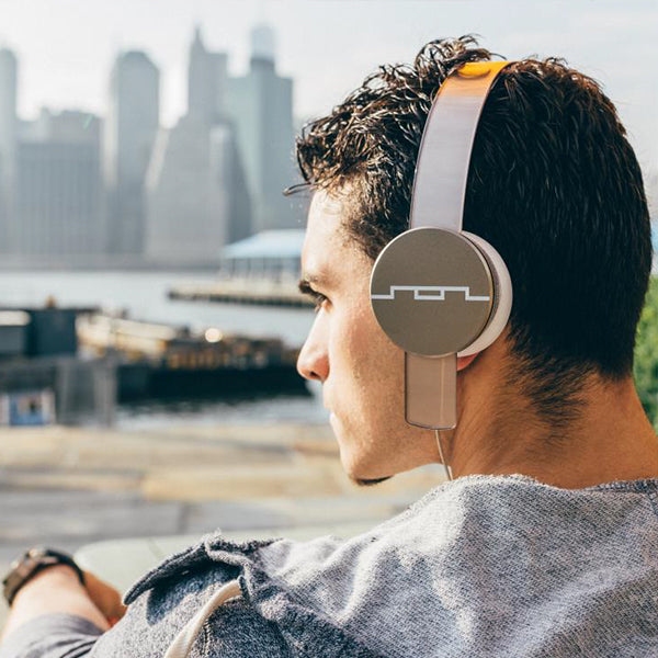 SOL REPUBLIC Master tracksとHD2ヘッドホン　セット Amazon.co.jp: SOL REPUBLIC 有線オーバーイヤーヘッドホン