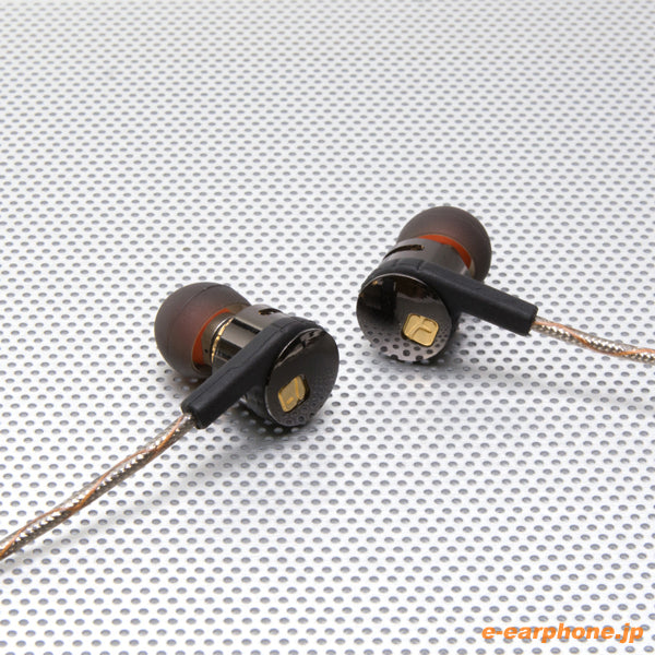 TORQUE t096z – e☆イヤホン