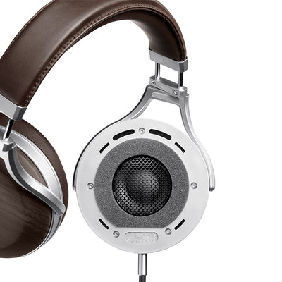 AH-D5200