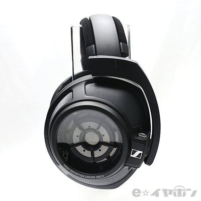 HD 820