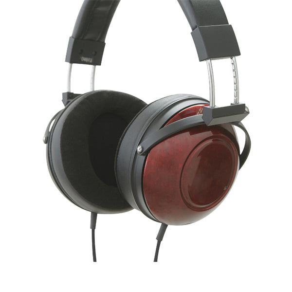 FOSTEX TH900 イヤーパッド新品交換済み 漆ヘッドフォン FOSTEX TH900 イヤーパッド新品交換済み 漆ヘッドフォン