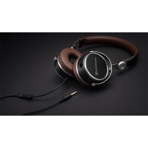 ヘッドホン beyerdynamic AVENTHO WIRED Aventho wired | 密閉型ヘッドホン | TASCAM (日本)