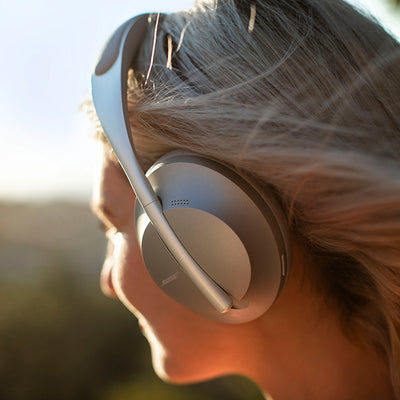 Noise Cancelling Headphones 700