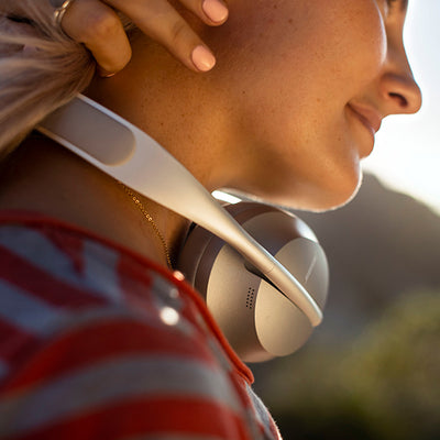 Noise Cancelling Headphones 700