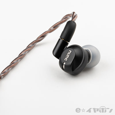 DK-4001 Chi 極