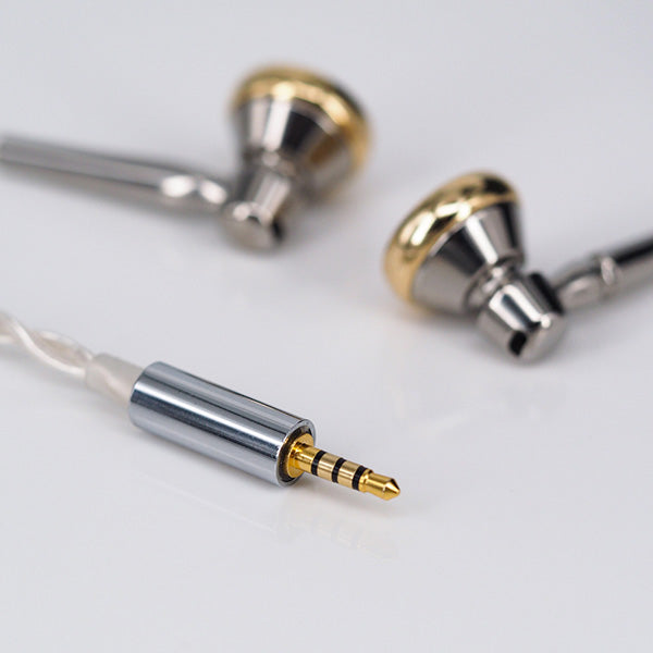 水月雨 (MOONDROP) CHACONNE 2.5mm Balanced Version – e☆イヤホン