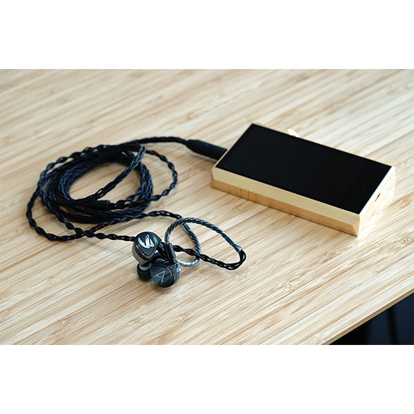 Astell&Kern Diana – e☆イヤホン