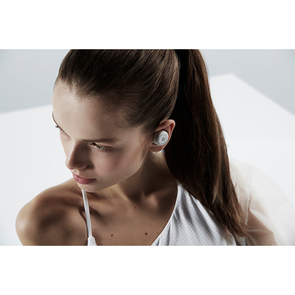 BANG & OLUFSEN Beoplay E8 Motion – e☆イヤホン