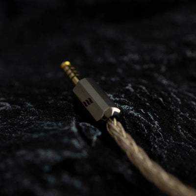 Centurion (センチュリオン) 8wire 【ConX(2pin・MMCX・Ear※Pentaconn互換)・A2DC / 2.5mm4極バランス】