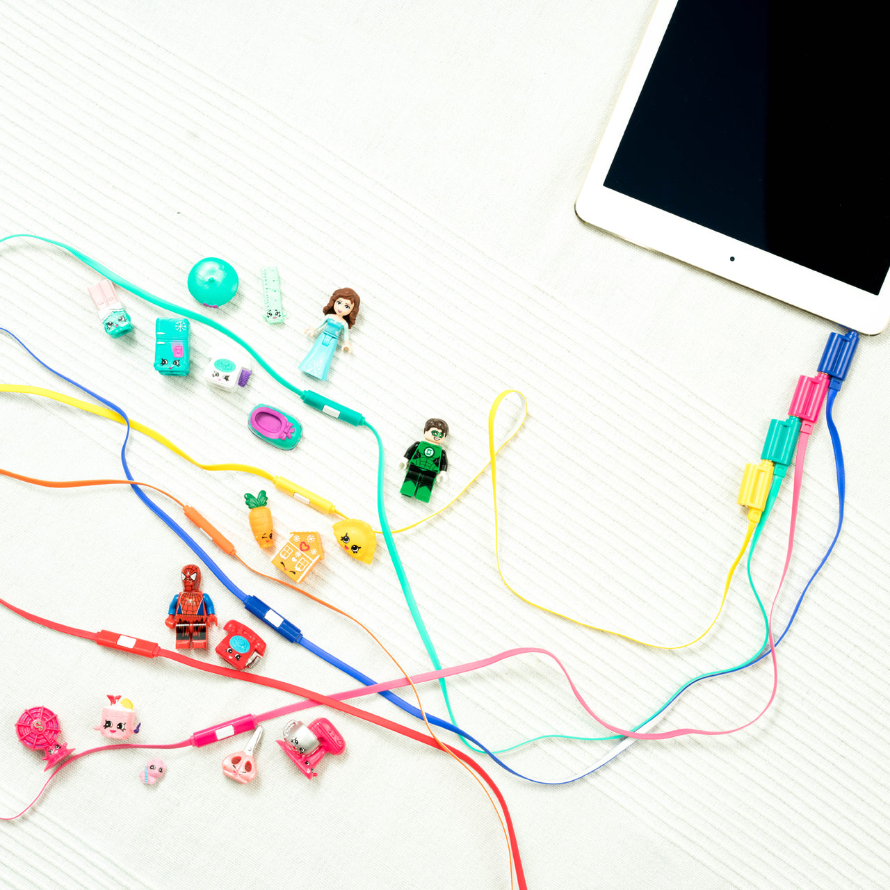 【アウトレット・旧パッケージ】BuddyPhones Explore Blue