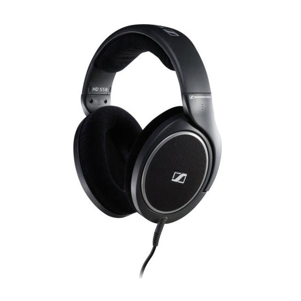 HD 558