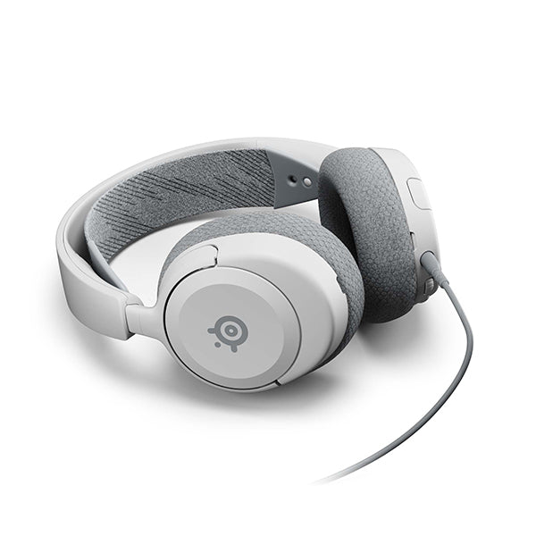 Arctis Nova 1