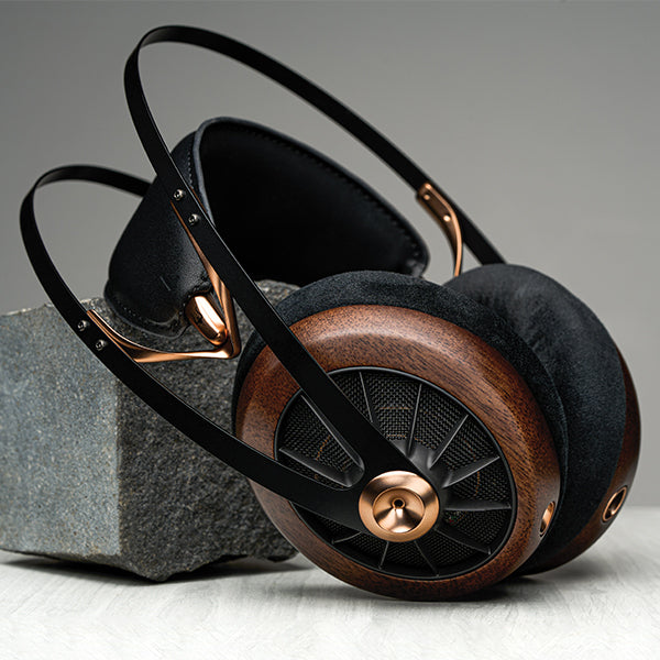 ☆限定セール☆極美品☆MezeAudio 109PRO バランスリケーブル付き 514694_1006675_1080x.jpg?v=