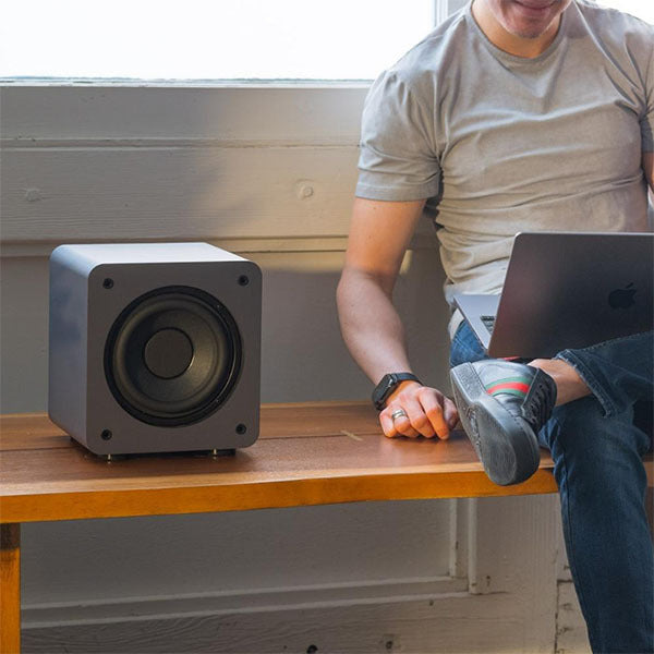 極美品　audioengine スピーカー HD4 と サブウーファー S6 Audioengine S6 パワードサブウーファー – e☆イヤホン