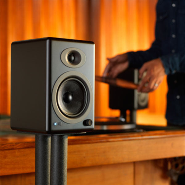 Audioengine A5+ ワイヤレス・パワードスピーカー – e☆イヤホン