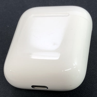 【中古】AirPods with Charging Case MV7N2J/A【日本橋】