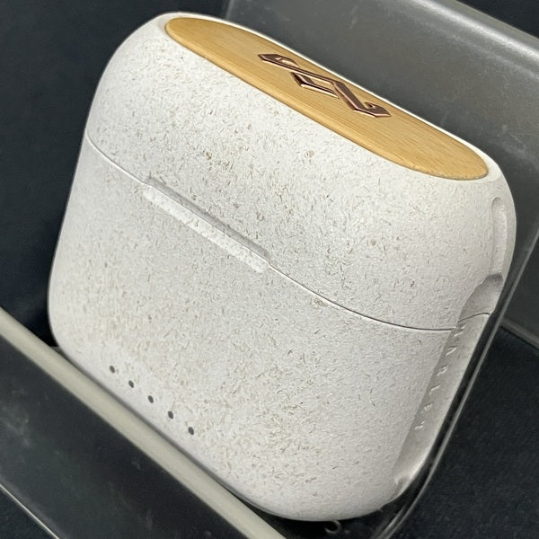 House of Marley 【中古】REDEMPTION ANC 2 クリーム 【EM